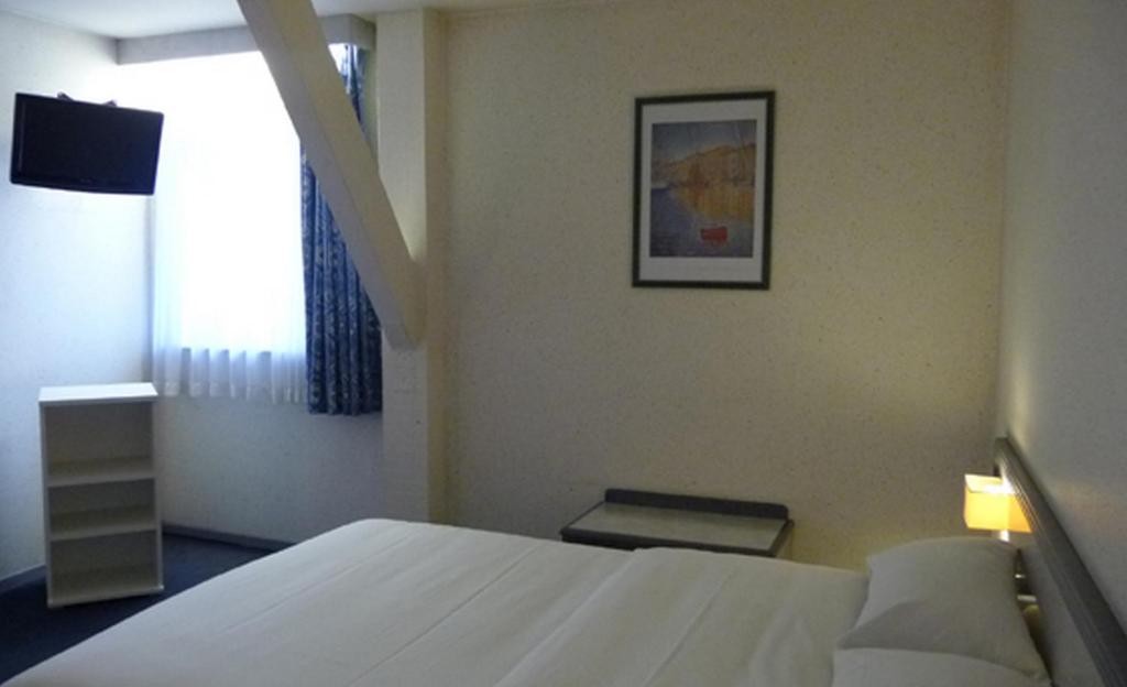Hotel Le Chatelain Faulquemont Camera foto
